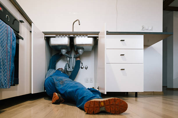 Professional Leak Detection technician working in Bladensburg, MD